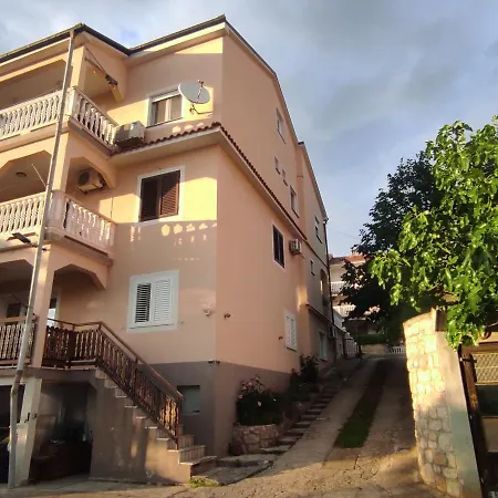 Snjezana Διαμέρισμα *